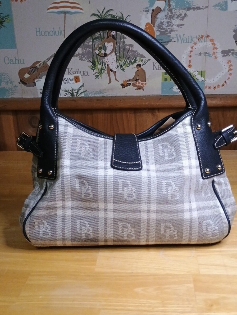 Dooney & Bourke Gray Plaid Satchel with Navy Leather Trim and Matching Wallet - Picture 5 of 13